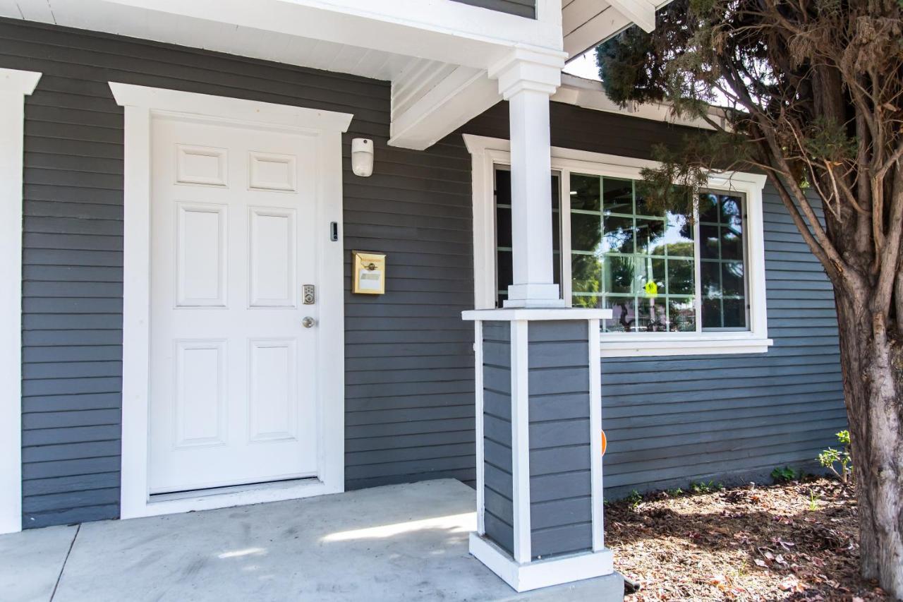 Long Beach Medical Center Duplex: Pet-Friendly Stay for Healthcare Professionals Exterior photo